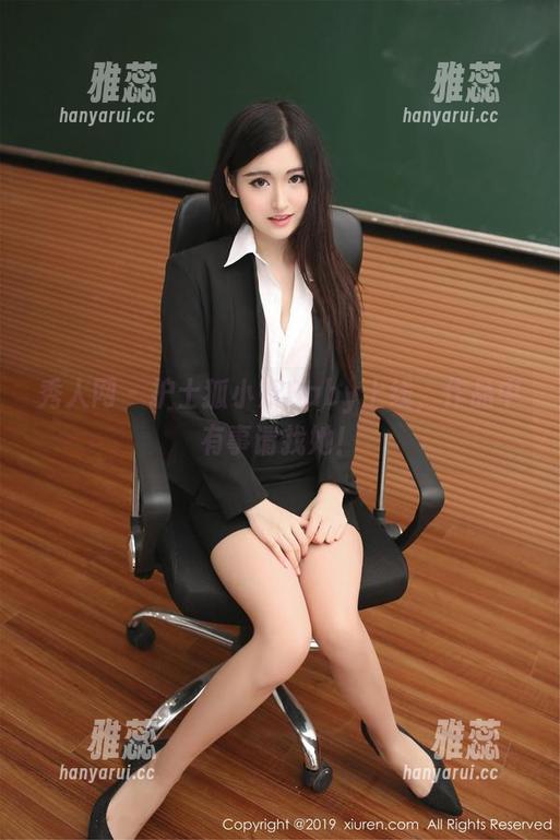 秀人网-狐小妖Baby 秀人网 - 护士狐小妖Baby上线,作品中有事请找她!