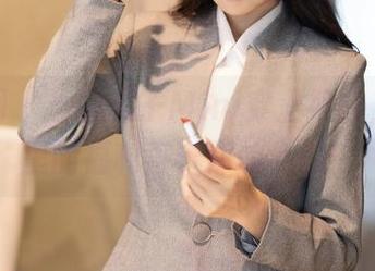 秀人网 – 当糯美子Mini穿上纯白，图集里的福利直击你的心门！