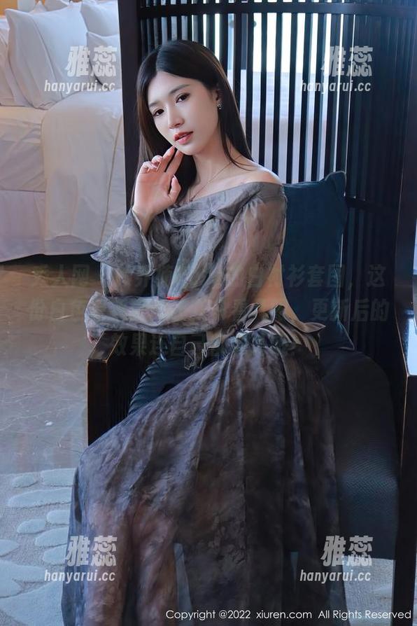 秀人网-顾乔楠Cora 秀人网 - 顾乔楠Cora的白衬衫套图,这份白色清新真得让我多看几眼,更新后的效果连自己都意外哦!