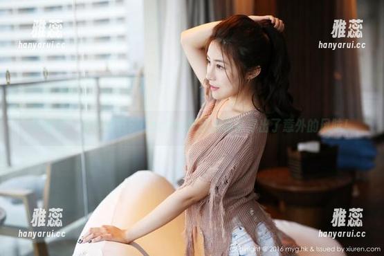 美媛馆-Carina梦绮 美媛馆 - 分享环节:Carina梦绮把棉袜穿出了意外的风味!