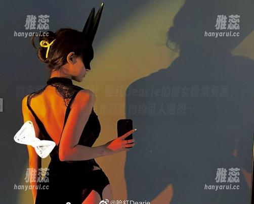 脸红Dearie 微密圈 - 最新一辑:脸红Dearie的修女扮演资源,细节里总是隐隐约约引人遐想…