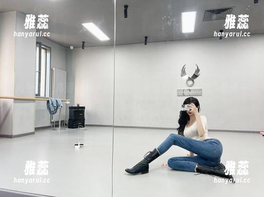 葛征 微密圈 - 高清视角下的黑丝:葛征的资源质感,值得一看哦!