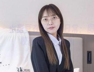 袜啵啵 – 小甜豆在校园的日常：图册展示校园的糗事合集