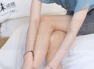 袜啵啵 – 花嫁？？更像甜甜圈的疯狂想象，何必在意图片和资源？