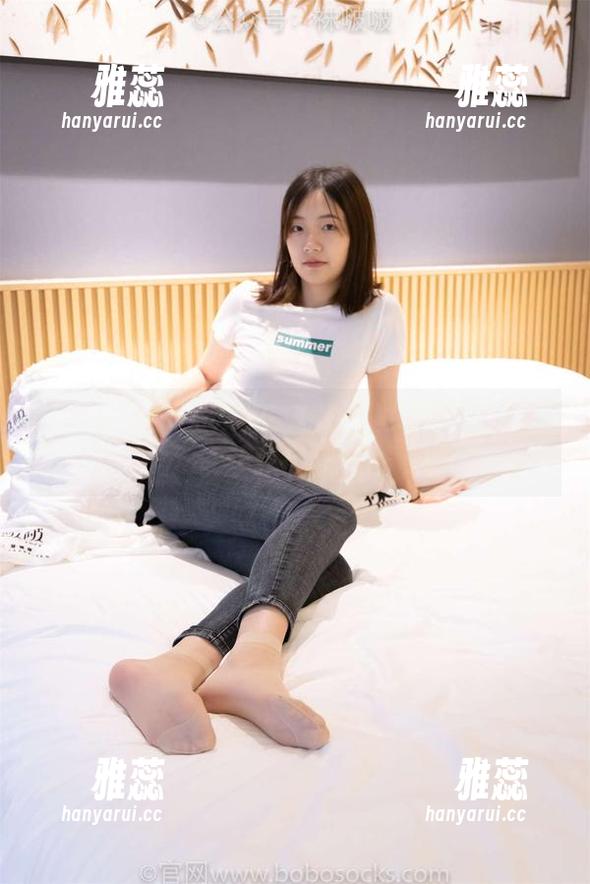 袜啵啵-稚予 袜啵啵 - 万万没想到稚予的女仆装写真分享让我自信满满