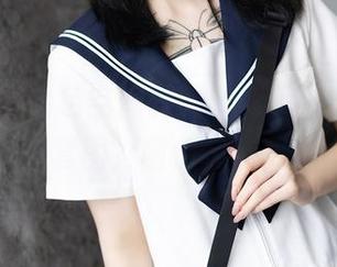 语画界 – 白色空间里的Miko酱，下载一组套图，随便瞧瞧就好