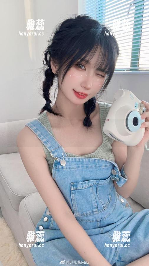 贝儿酱Miki 毛衣的另一种可能:探访贝儿酱Miki的私房原图