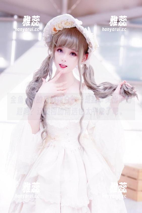 金鱼yui的巧妙纯白——是我审美出了问题吗？这美图的精选也太平常了吧。